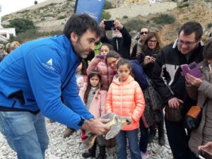 Decenas de personas en la Granadella