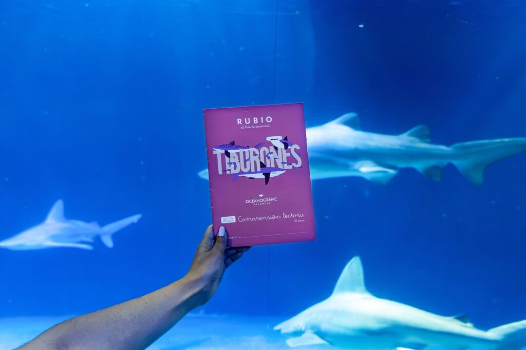 Cuadernillo RUBIO: Tiburones (Inglés)