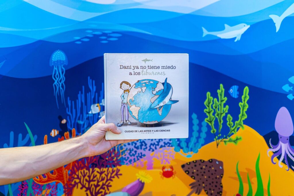 Dani no le tiene miedo a los tiburones